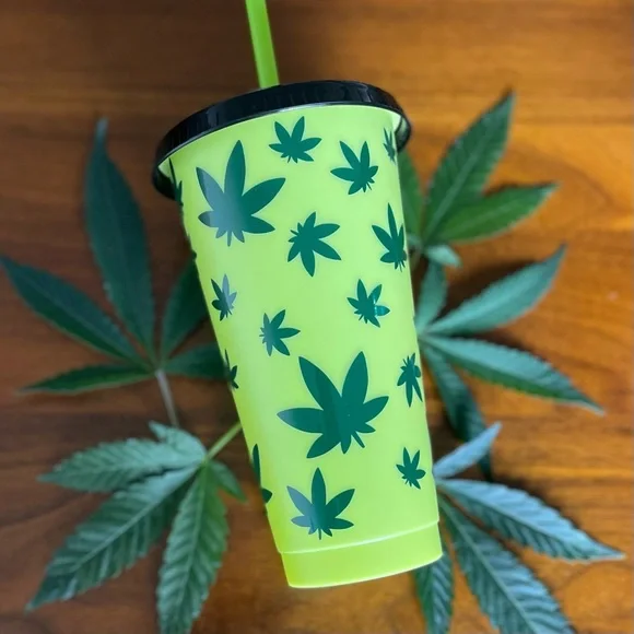 420 Cups 24oz Custom Cold Cup with Lid and Straw - Picture 3 of 3